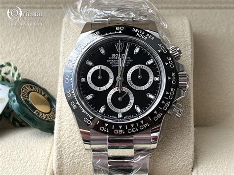 rolex daytona black dial silver bezel
